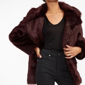 Oversized Express Faux Fur Coat in Rich Burgundy Size XS